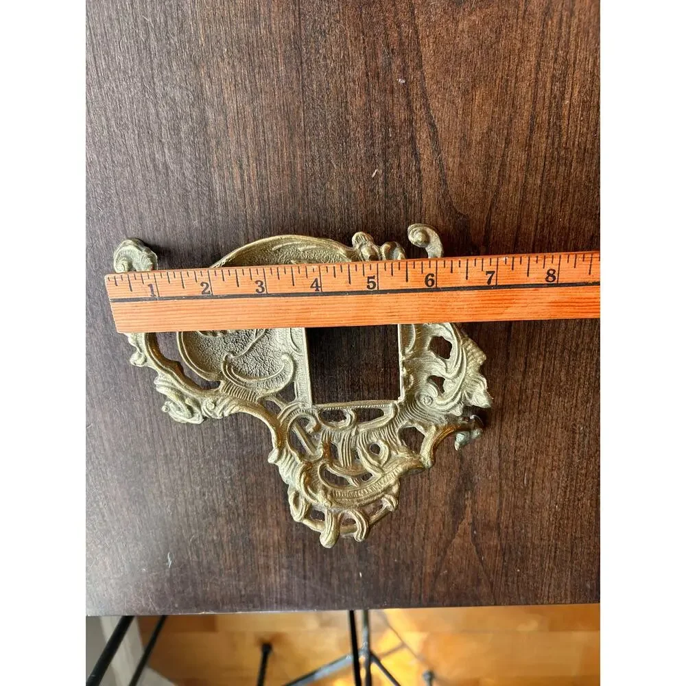 Unbranded vtg brass